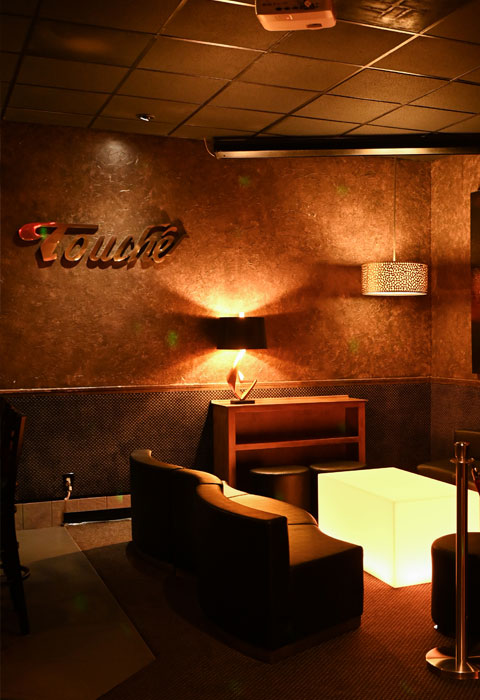 Touché Night Club in Overland Park Kansas with dance floor and dj music for dancing and socializing great spot for those visiting the Kansas City Missouri Metro Area