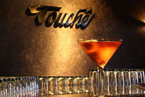 Touché The Night Club in Overland Park Kansas serving the entire Kansas City Missouri Metro Area with dancing and music 5 nights a week after 8:00pm til Close.